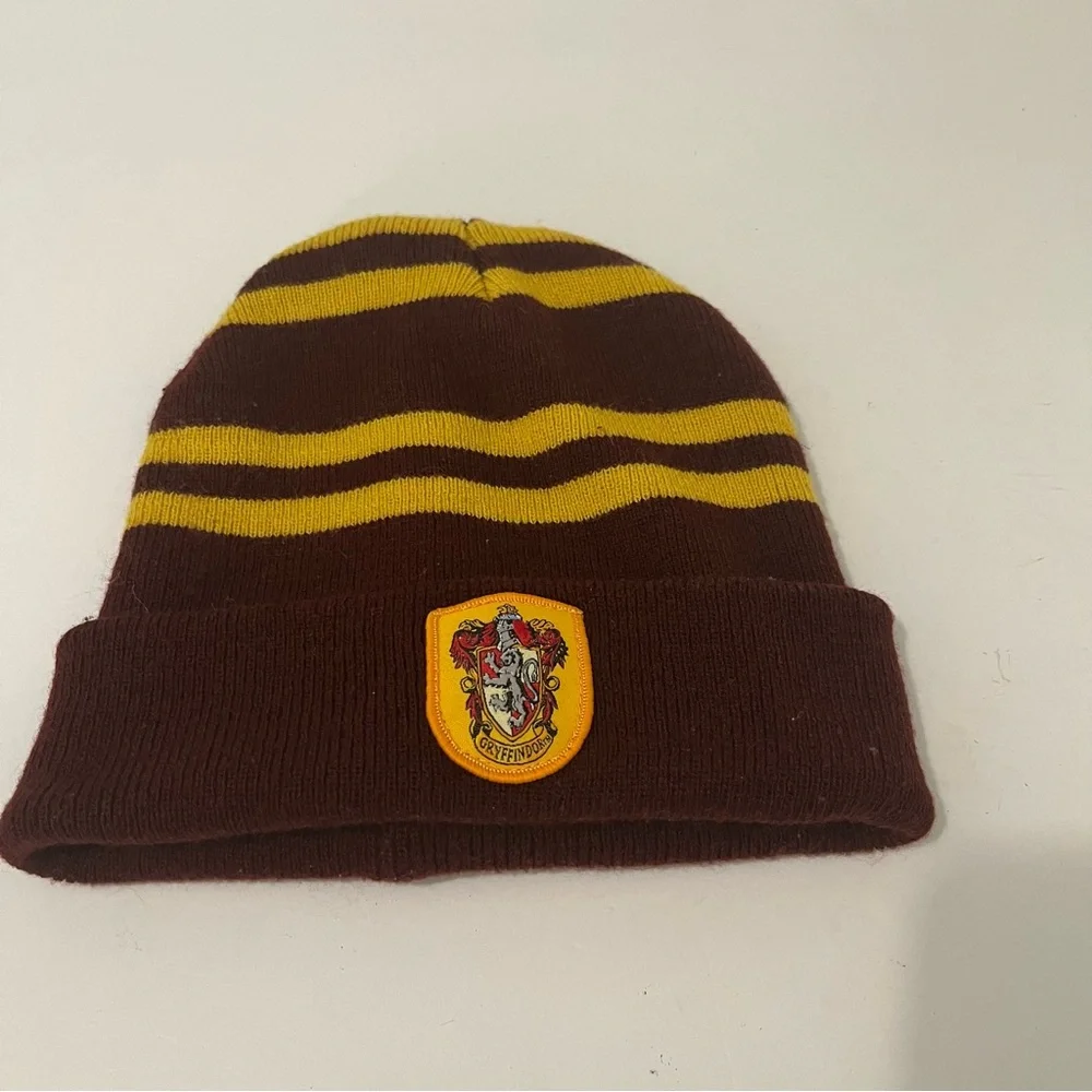 Harry Potter Gryffindor House Crest Striped Knit Cuff Beanie Hat Cap One Size